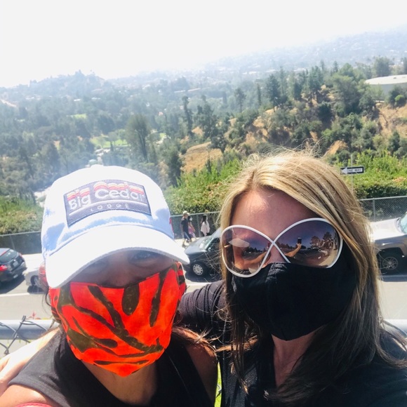 Meet your Posher, Heather - Picture 2 of 2